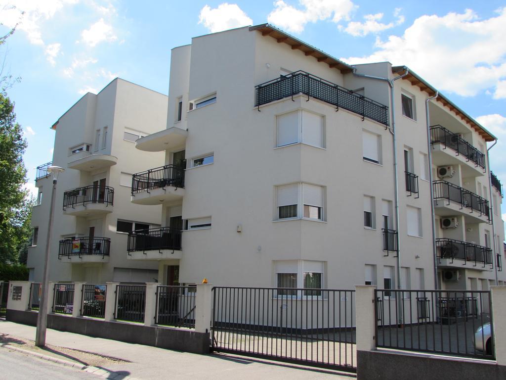 Myflat Siofok Beach Apartment Exterior photo
